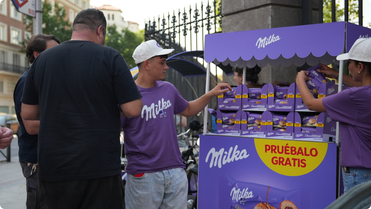 Reparto orgánico de Milka croissant
